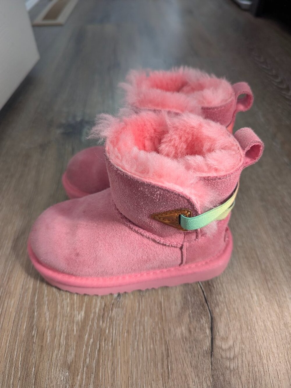 Ugg Pink Mini Bailey Flex Rainbiw